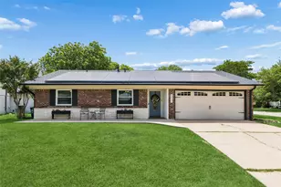 5437 Greenwood Way, North Richland Hills, TX 76180 - Photo 1