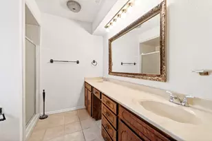 717 Steeplechase Dr, Bedford, TX 76021 - Photo 15