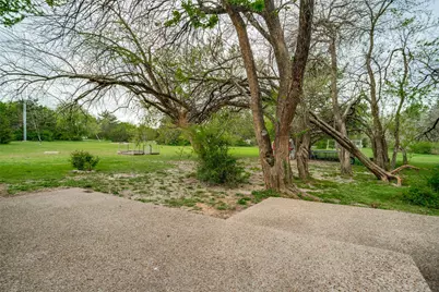 305 Cedar Hill Circle, Lowry Crossing, TX 75407 - Photo 27