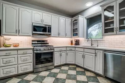 305 Cedar Hill Circle, Lowry Crossing, TX 75407 - Photo 11