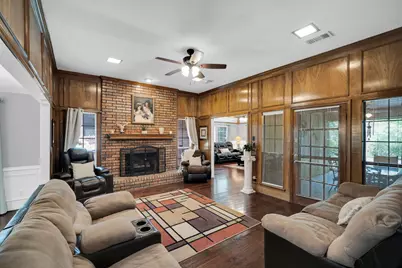 1105 Crestwood Court, DeSoto, TX 75115 - Photo 17