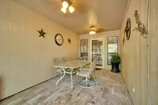 1105 Crestwood Ct, DeSoto, TX 75115 - Photo 7