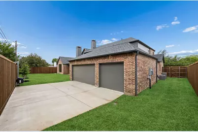 10128 Coppedge Lane, Dallas, TX 75229 - Photo 37