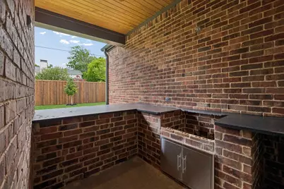 10128 Coppedge Lane, Dallas, TX 75229 - Photo 37