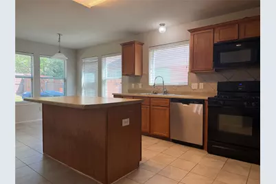 10616 Colfax Drive, McKinney, TX 75072 - Photo 7