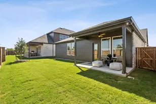 8713 Leafy Ln, Justin, TX 76247 - Photo 15