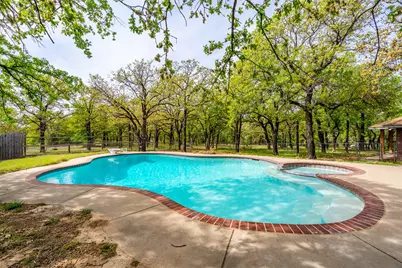 685 County Road 3673, Paradise, TX 76073 - Photo 19