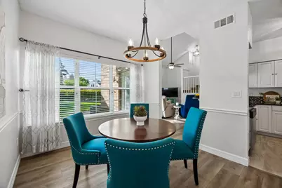 217 Cimarron Trail #5, Irving, TX 75063 - Photo 11