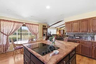 1101 Tanglewood Dr, Weatherford, TX 76087 - Photo 13