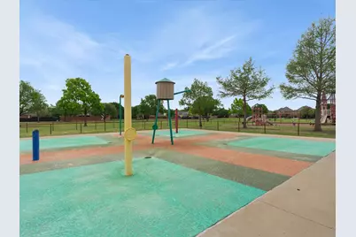 1104 Churchill Drive, Frisco, TX 75036 - Photo 35