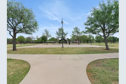 1104 Churchill Drive, Frisco, TX 75036 - Photo 37