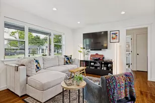 2236 Hartline Dr, Dallas, TX 75228 - Photo 5