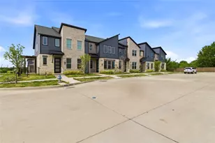 8909 Lowell St, Rowlett, TX 75089 - Photo 5