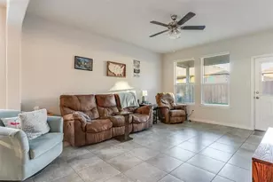 9128 Stormcrow Dr, Fort Worth, TX 76179 - Photo 5