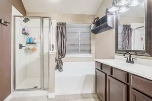 412 Crossbill Ln, Little Elm, TX 75068 - Photo 17