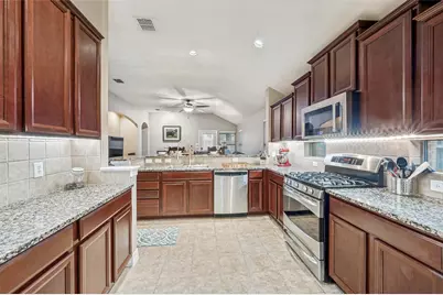 412 Crossbill Lane, Little Elm, TX 75068 - Photo 7