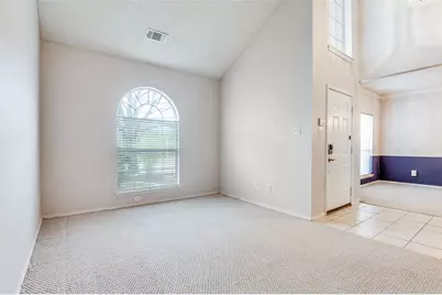 4562 Normandy Way, Grand Prairie, TX 75052 - Photo 3