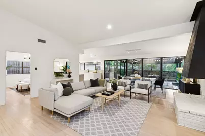 2849 Claudette Avenue, Dallas, TX 75211 - Photo 3