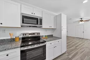 412 Susan Dr, Kennedale, TX 76060 - Photo 9