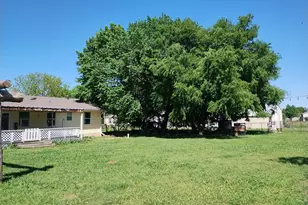 4440 Dripping Springs Rd, Sherman, TX 75090 - Photo 31