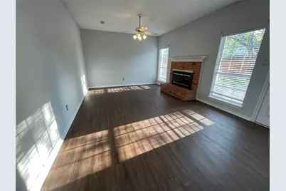 728 Fawn Valley Drive, Allen, TX 75002 - Photo 5