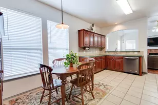 1409 Clear Creek Dr, Allen, TX 75002 - Photo 5