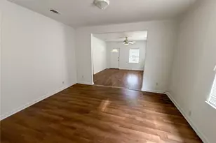 114 E Hull St, Denison, TX 75021 - Photo 5