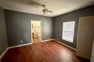 114 E Hull St, Denison, TX 75021 - Photo 13