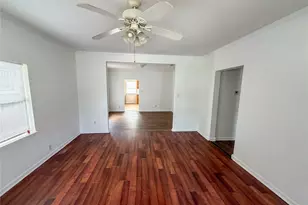 114 E Hull St, Denison, TX 75021 - Photo 7