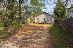 114 E Hull St, Denison, TX 75021 - Photo 19