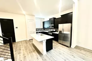 4548 Community Ct, Plano, TX 75024 - Photo 7