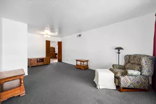 1320 Lexington Dr, Garland, TX 75041 - Photo 11