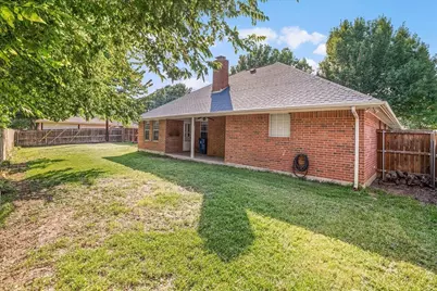 413 Flagstone Drive, Burleson, TX 76028 - Photo 29