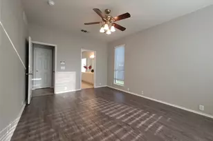 2752 Stallion Dr, Little Elm, TX 75068 - Photo 17