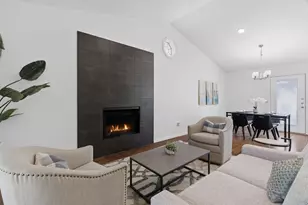 404 Knoll wood Ct, Euless, TX 76039 - Photo 7