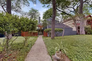 925 Easton Pl, Dallas, TX 75218 - Photo 3