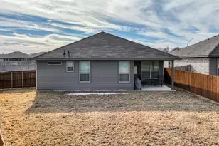 9224 Red Brush Trl, Fort Worth, TX 76131 - Photo 15