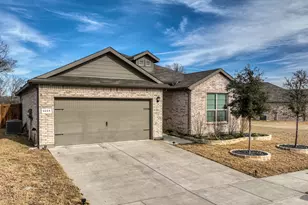 9224 Red Brush Trl, Fort Worth, TX 76131 - Photo 1