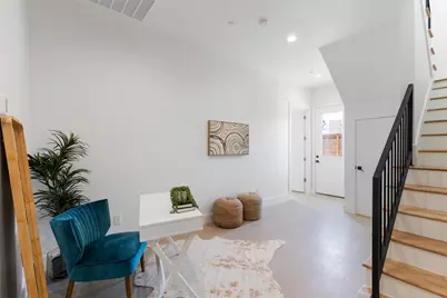 2120 Lovedale Avenue #103, Dallas, TX 75235 - Photo 3