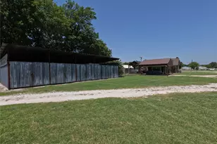 3902 Hwy 82, Gainesville, TX 76240 - Photo 27