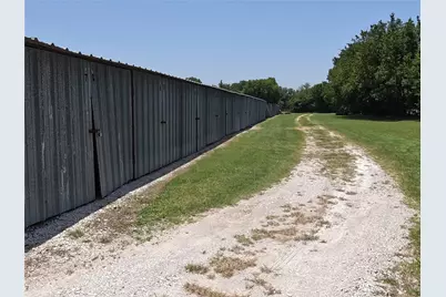 3902 Highway 82, Gainesville, TX 76240 - Photo 23