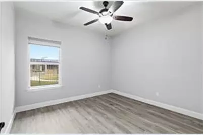 555 Waterloo Drive, Lewisville, TX 75067 - Photo 7