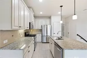 555 Waterloo Dr, Lewisville, TX 75067 - Photo 17