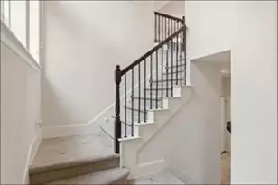 555 Waterloo Dr, Lewisville, TX 75067 - Photo 5