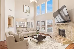 1244 Catherine Ln, Burleson, TX 76028 - Photo 11