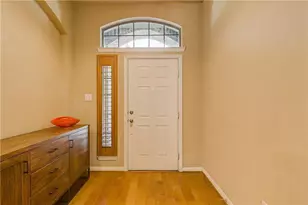 8728 Iron Horse Dr, Irving, TX 75063 - Photo 3