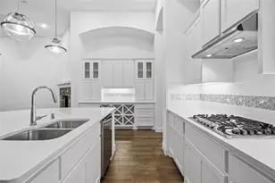 1117 Chambers Creek Cv, McKinney, TX 75071 - Photo 5