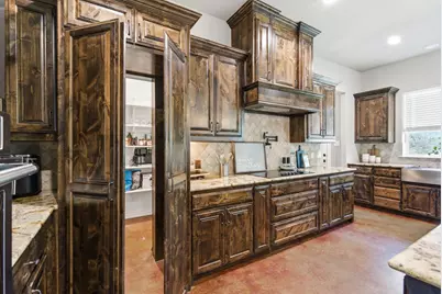 104 Oak Bend Court, Lipan, TX 76462 - Photo 7