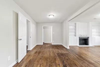 2336 Glencrest Drive, Fort Worth, TX 76119 - Photo 11