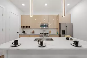 1920 Caddo St, Dallas, TX 75204 - Photo 13